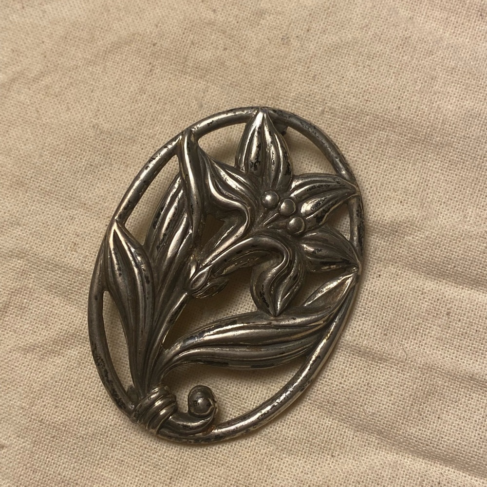Sterling Silver Lily